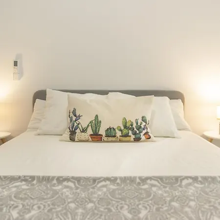 Garden Apartment *